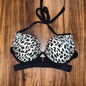 Victoria’s Secret cup size 32d bikini top